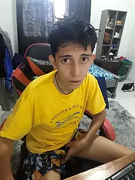 Snapshot of gomitaboy_1 chatting on February 28, 2026, 7:13 pm gomitaboy 1 online show from February 28, 2026, 7:13 pm