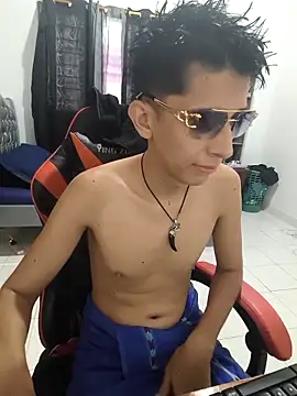 Snapshot of gomitaboy_1 chatting on February 10, 2026, 7:24 pm gomitaboy 1 online show from February 10, 2026, 7:24 pm