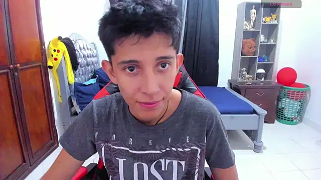 Snapshot of gomitaboy_1 chatting on February 15, 2026, 7:13 pm gomitaboy 1 online show from February 15, 2026, 7:13 pm