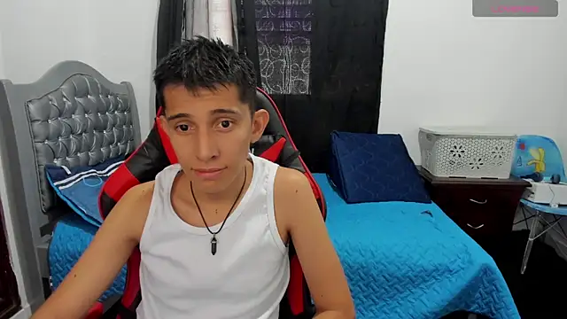 Snapshot of gomitaboy_1 chatting on October 26, 2025, 5:46 pm gomitaboy 1 online show from October 26, 2025, 5:46 pm