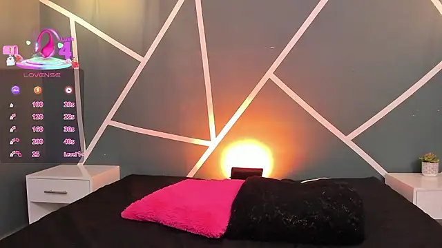 bianca vega  online show from March 6, 2026, 11:27 am