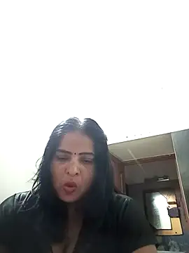 srimasrima online show from October 26, 2025, 10:32 pm