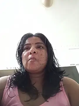 Snapshot of srimasrima chatting on August 4, 2026, 2:27 am srimasrima online show from August 4, 2026, 2:27 am