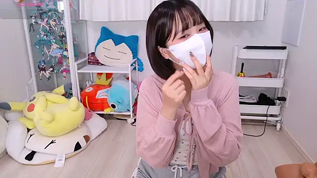 chii chan o0 online show from July 21, 2026, 12:06 pm