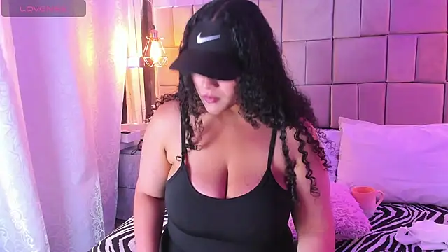 ivonne diaz1 online show from June 26, 2026, 9:31 pm