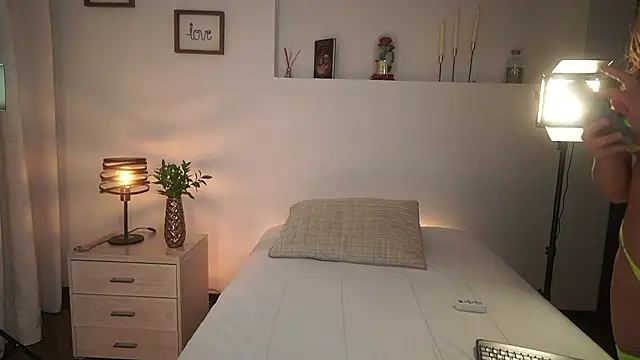 ximena cortez 03 online show from March 21, 2026, 12:12 am