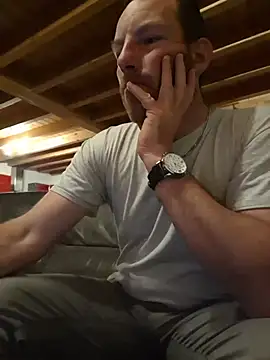 BrunJulienMetis online show from April 5, 2026, 7:20 pm