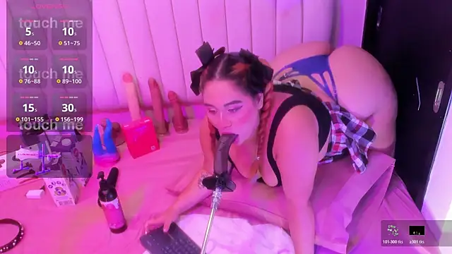 sharlotthe bigass online show from May 31, 2026, 9:48 pm