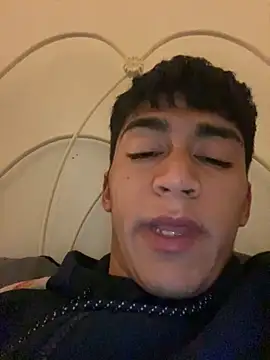 BadboyXXXMZ online show from December 20, 2025, 7:33 am