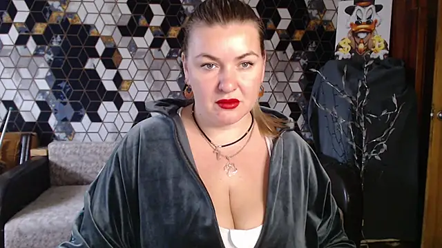 Snapshot of NikaSkylink chatting on April 9, 2026, 6:30 am NikaSkylink online show from April 9, 2026, 6:30 am