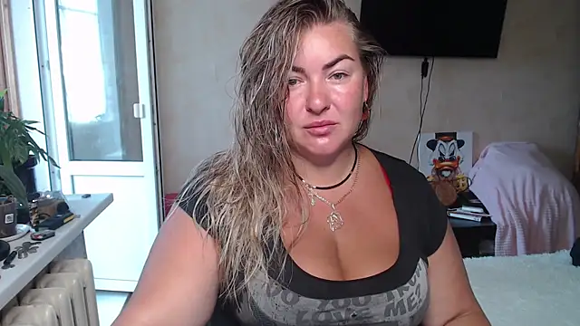 NikaSkylink online show from July 27, 2026, 4:52 am