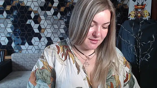 Snapshot of NikaSkylink chatting on April 16, 2026, 4:57 am NikaSkylink online show from April 16, 2026, 4:57 am