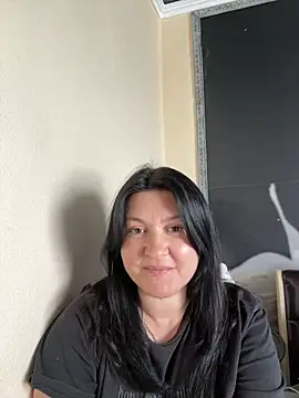 Liza Will online show from May 18, 2026, 10:53 am