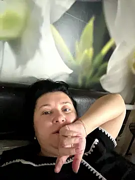 Liza Will online show from January 10, 2026, 9:04 am