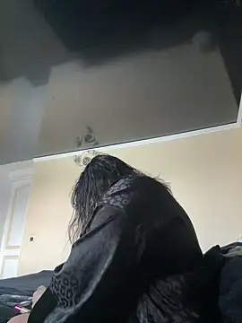 Snapshot of Liza_Will chatting on March 23, 2026, 8:25 am Liza Will online show from March 23, 2026, 8:25 am