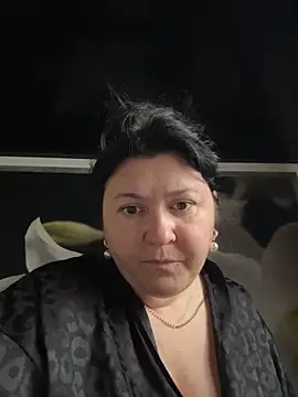 Snapshot of Liza_Will chatting on March 24, 2026, 6:35 am Liza Will online show from March 24, 2026, 6:35 am