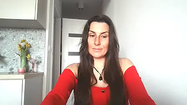 DonnaAmore online show from April 10, 2026, 3:30 pm