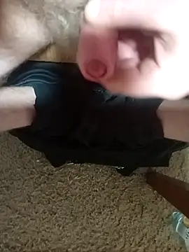 Snapshot of Kubous chatting on December 14, 2025, 10:43 am Kubous online show from December 14, 2025, 10:43 am