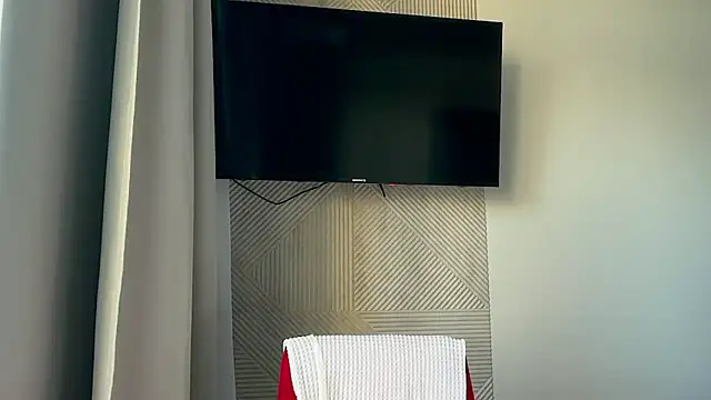 LuxXAngel online show from July 1, 2026, 12:22 am