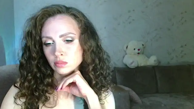 Amber Carrol online show from June 19, 2026, 5:08 pm
