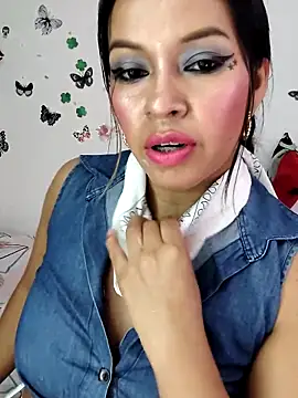 AntonelaMorriz online show from May 30, 2026, 9:04 am