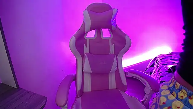 Stepha babe online show from September 11, 2025, 12:21 am