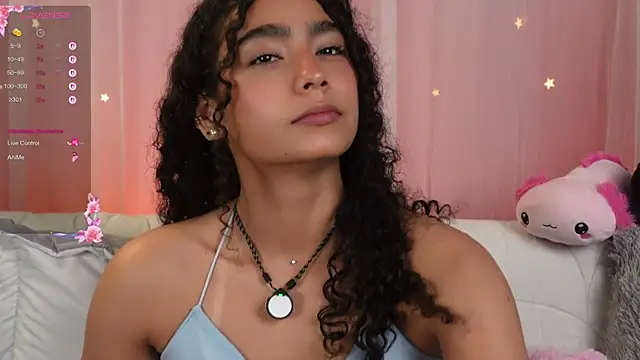 Snapshot of Victoria_Curly chatting on October 20, 2025, 3:30 am Victoria Curly online show from October 20, 2025, 3:30 am