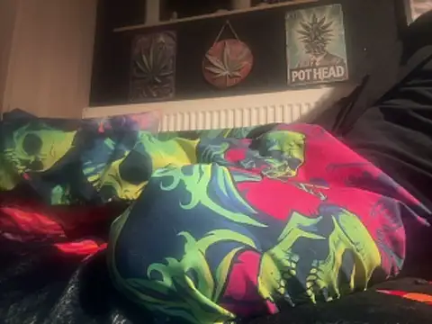 Snapshot of Flash0910 chatting on February 11, 2026, 11:48 pm Flash0910 online show from February 11, 2026, 11:48 pm