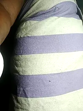 Nude-Priya2 online show from December 2, 2025, 10:06 am