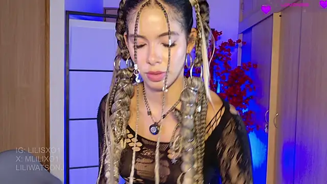 Snapshot of lilijwatson chatting on June 8, 2026, 2:45 am lilijwatson online show from June 8, 2026, 2:45 am