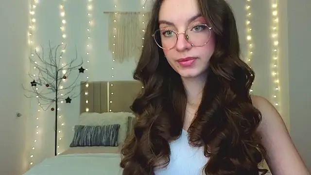 Real cutie1 online show from February 5, 2026, 1:40 pm