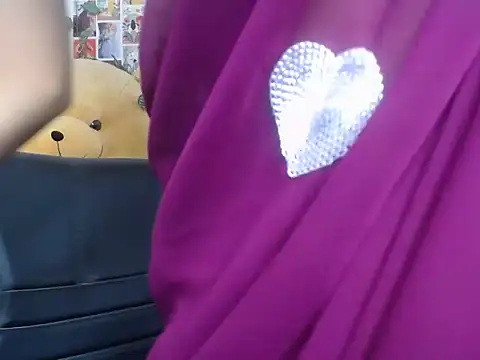 Snapshot of kiara_1122 chatting on October 2, 2025, 8:12 pm kiara 1122 online show from October 2, 2025, 8:12 pm