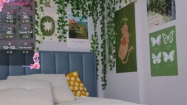 Ashley Pierce online show from November 25, 2025, 4:13 am