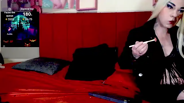 blondehot5v online show from October 25, 2025, 12:28 pm