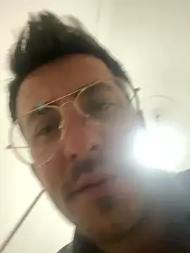 Snapshot of emredenizz07 chatting on October 9, 2025, 9:48 pm emredenizz07 online show from October 9, 2025, 9:48 pm