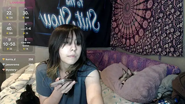 London Ray online show from September 25, 2025, 9:04 am