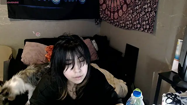 London Ray online show from October 29, 2025, 7:51 am