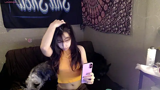 London Ray online show from April 14, 2026, 9:20 pm