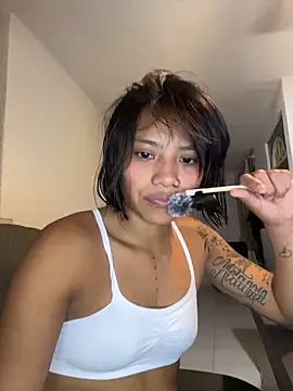 Nia Desire online show from April 30, 2026, 7:15 am