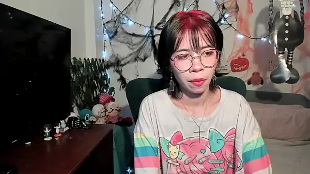 dolliette24 online show from October 28, 2025, 9:14 pm