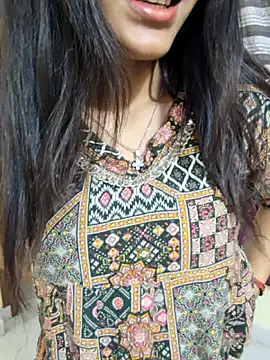 Snapshot of Raj-kumari chatting on March 25, 2026, 5:07 am Raj-kumari online show from March 25, 2026, 5:07 am