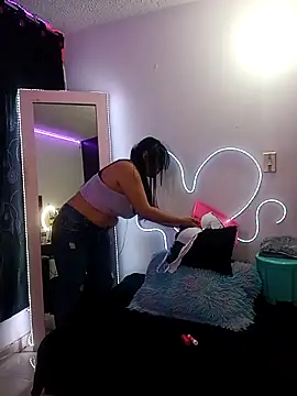 Snapshot of Danniela20 chatting on February 13, 2026, 7:30 am Danniela20 online show from February 13, 2026, 7:30 am