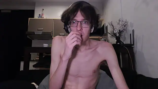 LovesomeCookie online show from October 15, 2025, 7:11 pm