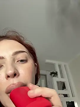 Snapshot of Hannah_xBaby chatting on October 26, 2025, 1:11 pm Hannah xBaby online show from October 26, 2025, 1:11 pm