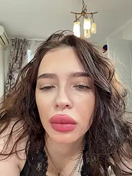 Snapshot of Hannah_xBaby chatting on December 18, 2025, 8:41 am Hannah xBaby online show from December 18, 2025, 8:41 am