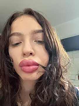 Snapshot of Hannah_xBaby chatting on January 9, 2026, 12:23 pm Hannah xBaby online show from January 9, 2026, 12:23 pm