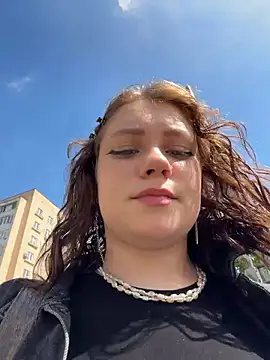 lucy-joy online show from May 13, 2026, 9:49 am