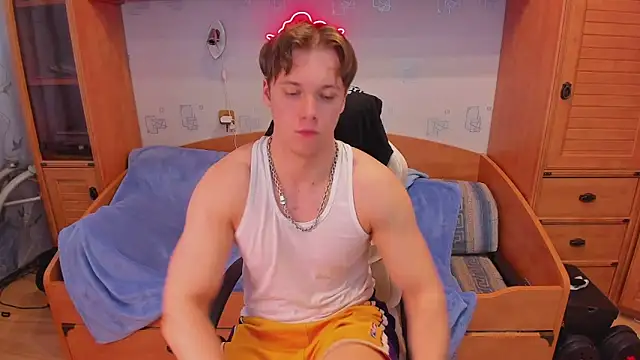 Dexter Bennett online show from May 14, 2026, 12:35 pm