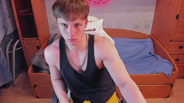 Dexter Bennett online show from August 1, 2026, 8:29 pm