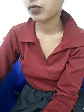 AnkitaDevi online show from May 14, 2026, 4:42 am
